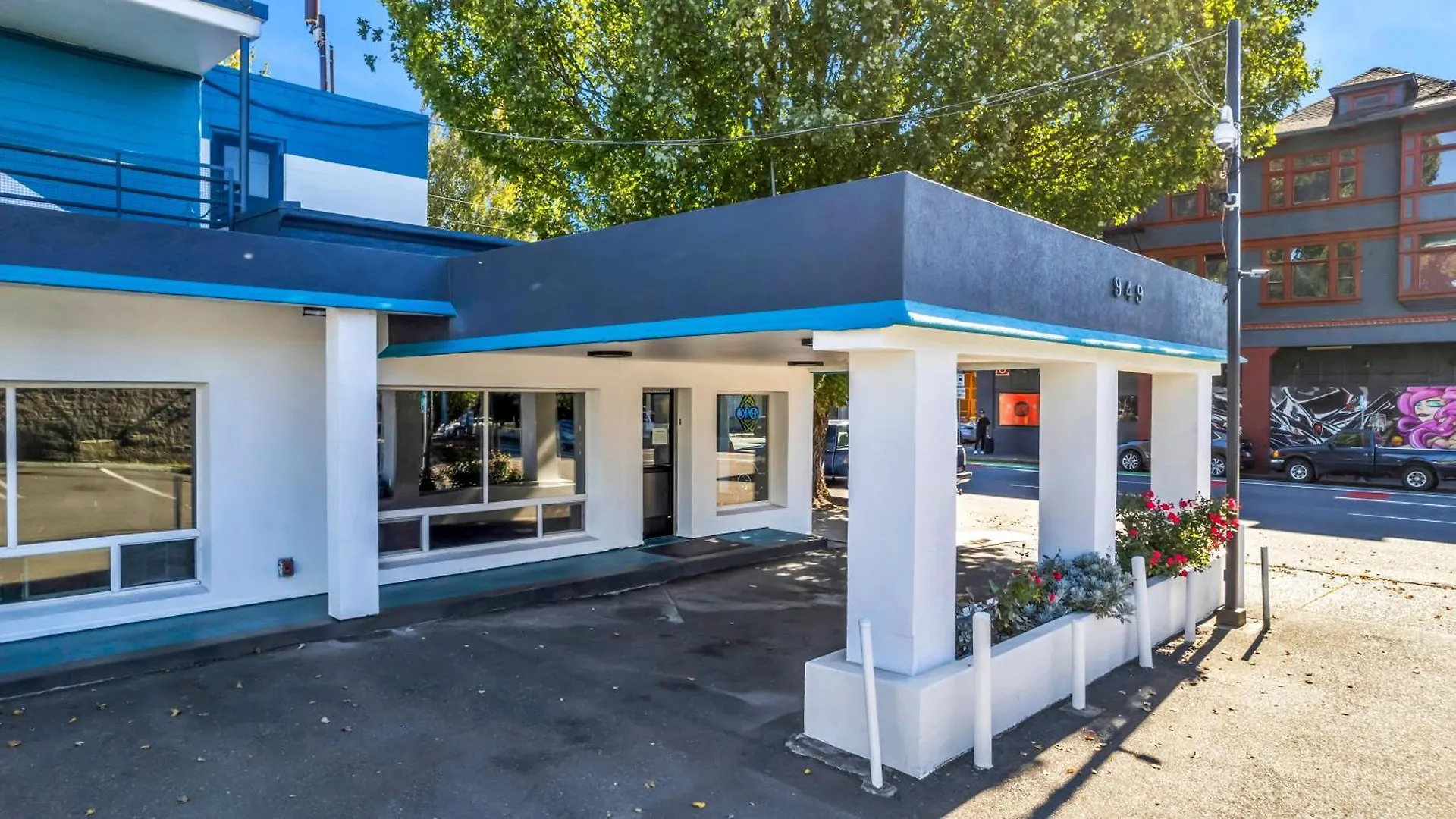 Eastside Lodge Portland Motel